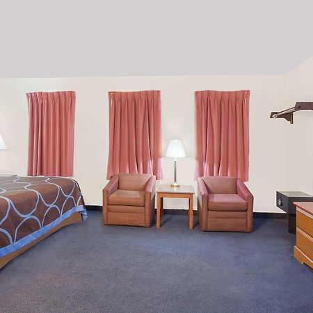 Motel Super 8 By Wyndham Middletown Extérieur photo