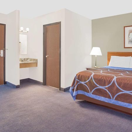 Motel Super 8 By Wyndham Middletown Extérieur photo
