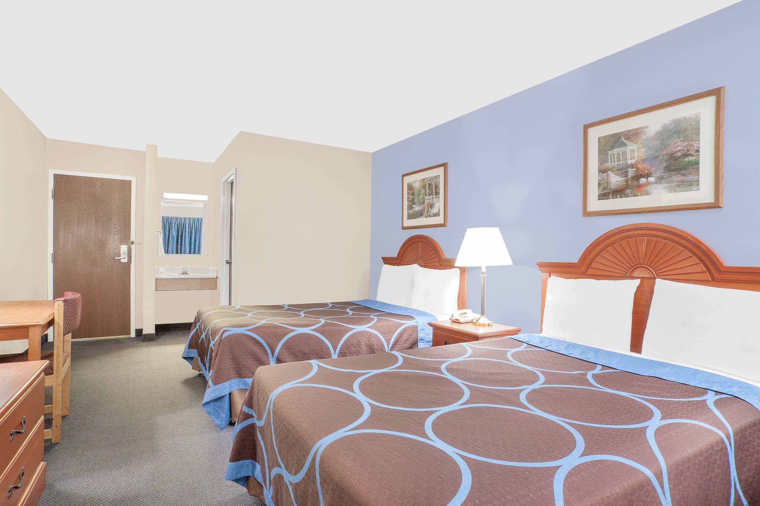 Motel Super 8 By Wyndham Middletown Extérieur photo