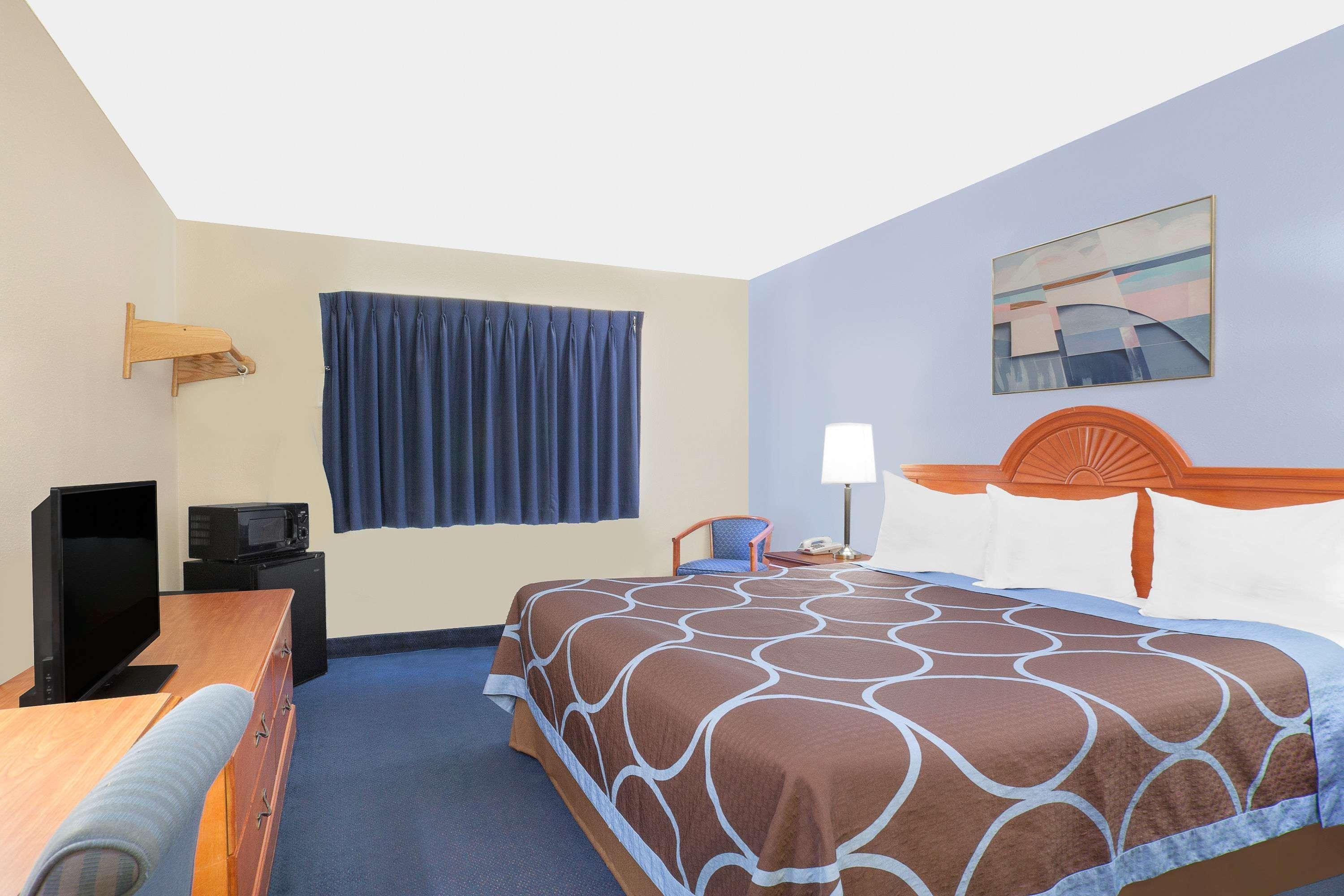Motel Super 8 By Wyndham Middletown Extérieur photo